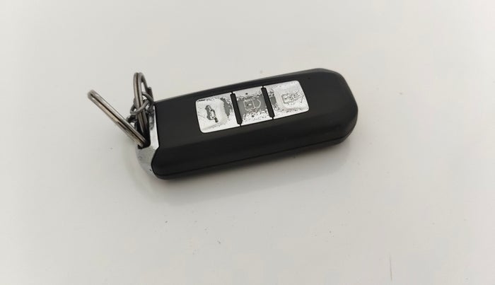 2020 MG HECTOR PLUS SMART 2.0 DIESEL TURBO MT 6-STR, Diesel, Manual, 93,070 km, Key Close Up