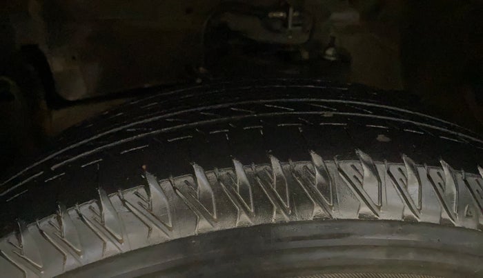 2023 Maruti JIMNY ALPHA ALL GRIP PRO AT, Petrol, Automatic, 68,705 km, Left Front Tyre Tread