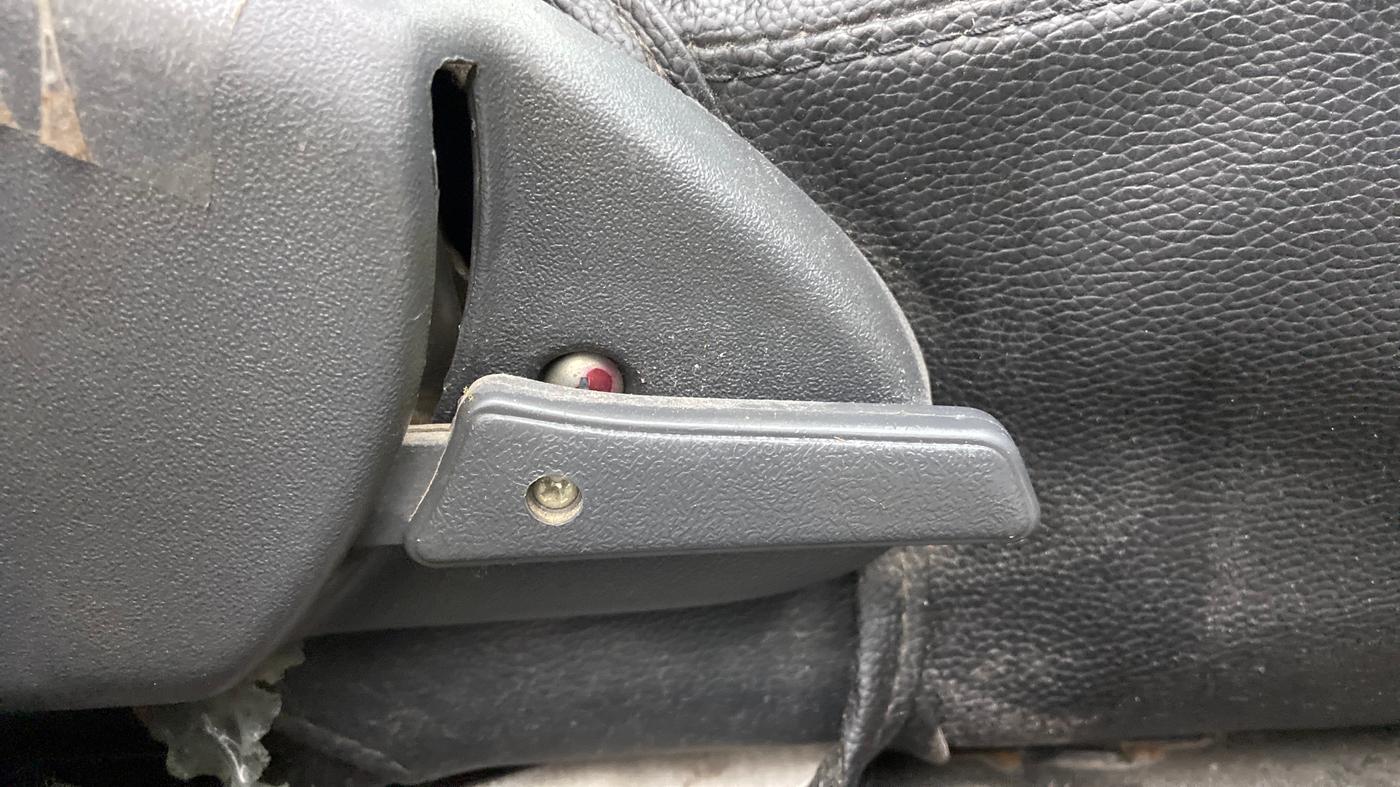 2018 Maruti Alto 800 LXI, Petrol, Manual, 62,509 km, Driver Side Adjustment Panel