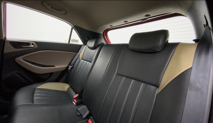 2015 Hyundai Elite i20 ASTA 1.2, Petrol, Manual, 38,510 km, Right Side Rear Door Cabin