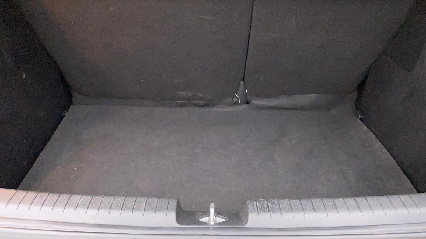 2015 Hyundai Elite i20 ASTA 1.2, Petrol, Manual, 38,510 km, Boot Inside