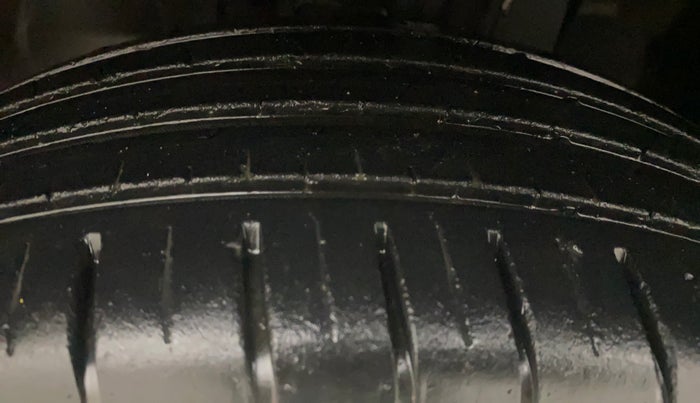 2021 Tata PUNCH CREATIVE  AMT, Petrol, Automatic, 20,842 km, Left Front Tyre Tread