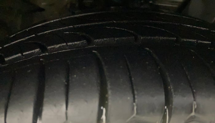 2014 Nissan Micra XV CVT, Petrol, Automatic, 65,964 km, Right Front Tyre Tread