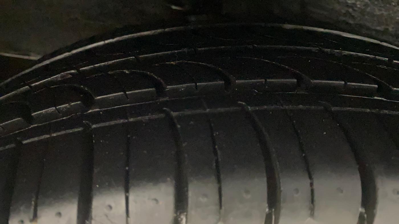 2014 Nissan Micra XV CVT, Petrol, Automatic, 65,964 km, Right Rear Tyre Tread