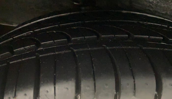 2014 Nissan Micra XV CVT, Petrol, Automatic, 65,964 km, Right Rear Tyre Tread