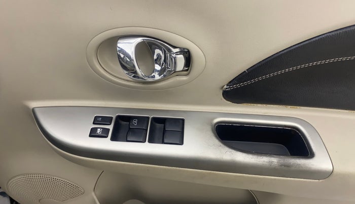2014 Nissan Micra XV CVT, Petrol, Automatic, 65,964 km, Driver Side Door Panels Control