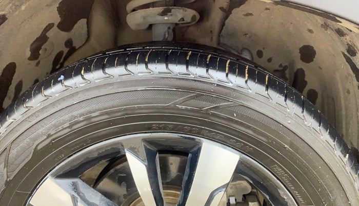 2020 MG HECTOR SHARP 1.5 DCT PETROL, Petrol, Automatic, 45,547 km, Right Front Tyre Tread