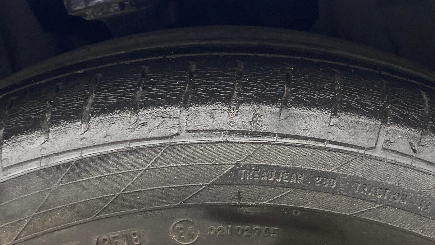 2016 Mercedes Benz C Class C 220 CDI AVANTGARDE, Diesel, Automatic, 42,636 km, Right Front Tyre Tread