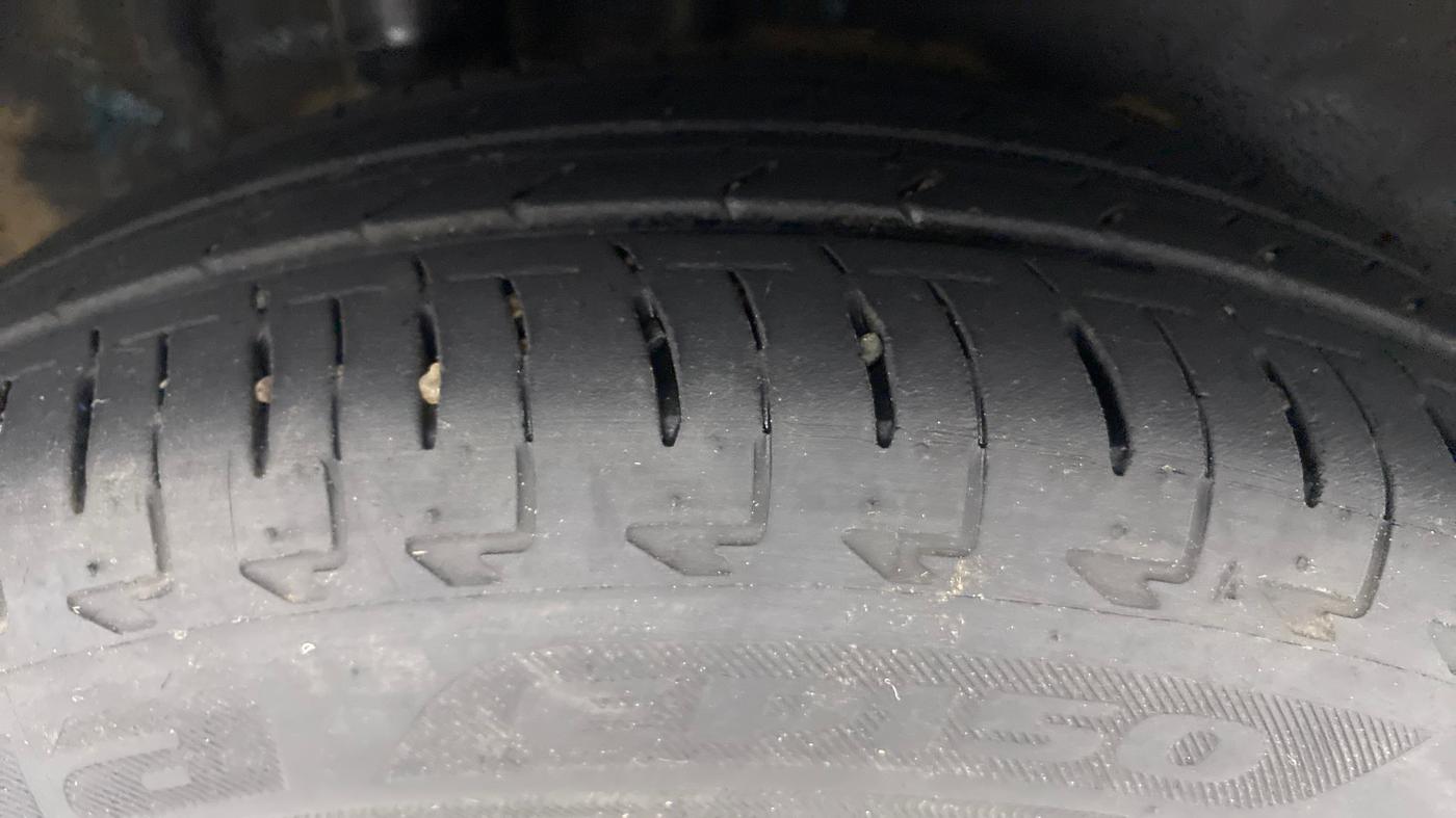 2018 Maruti IGNIS ALPHA 1.2 K12 AMT, Petrol, Automatic, 34,509 km, Right Rear Tyre Tread