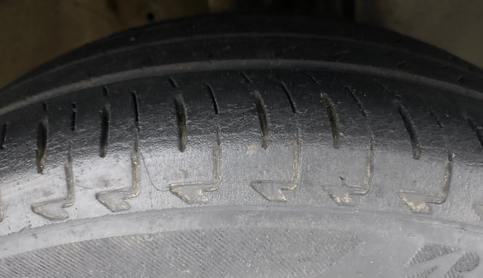 2018 Maruti IGNIS ALPHA 1.2 K12 AMT, Petrol, Automatic, 34,509 km, Right Front Tyre Tread
