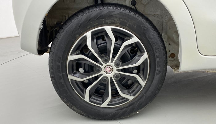 2020 Maruti Celerio VXI, Petrol, Manual, 31,599 km, Right Rear Wheel