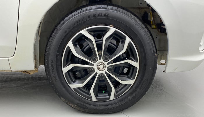 2020 Maruti Celerio VXI, Petrol, Manual, 31,599 km, Right Front Wheel