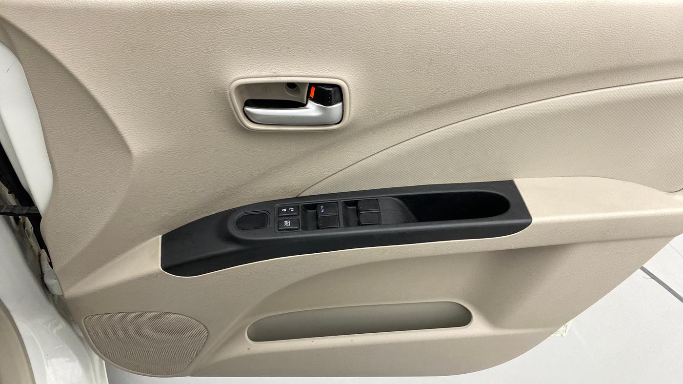 2020 Maruti Celerio VXI, Petrol, Manual, 31,599 km, Driver Side Door Panels Control