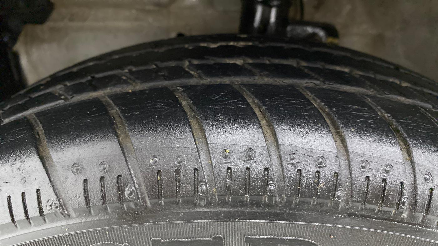2020 Maruti Celerio VXI, Petrol, Manual, 31,599 km, Left Front Tyre Tread
