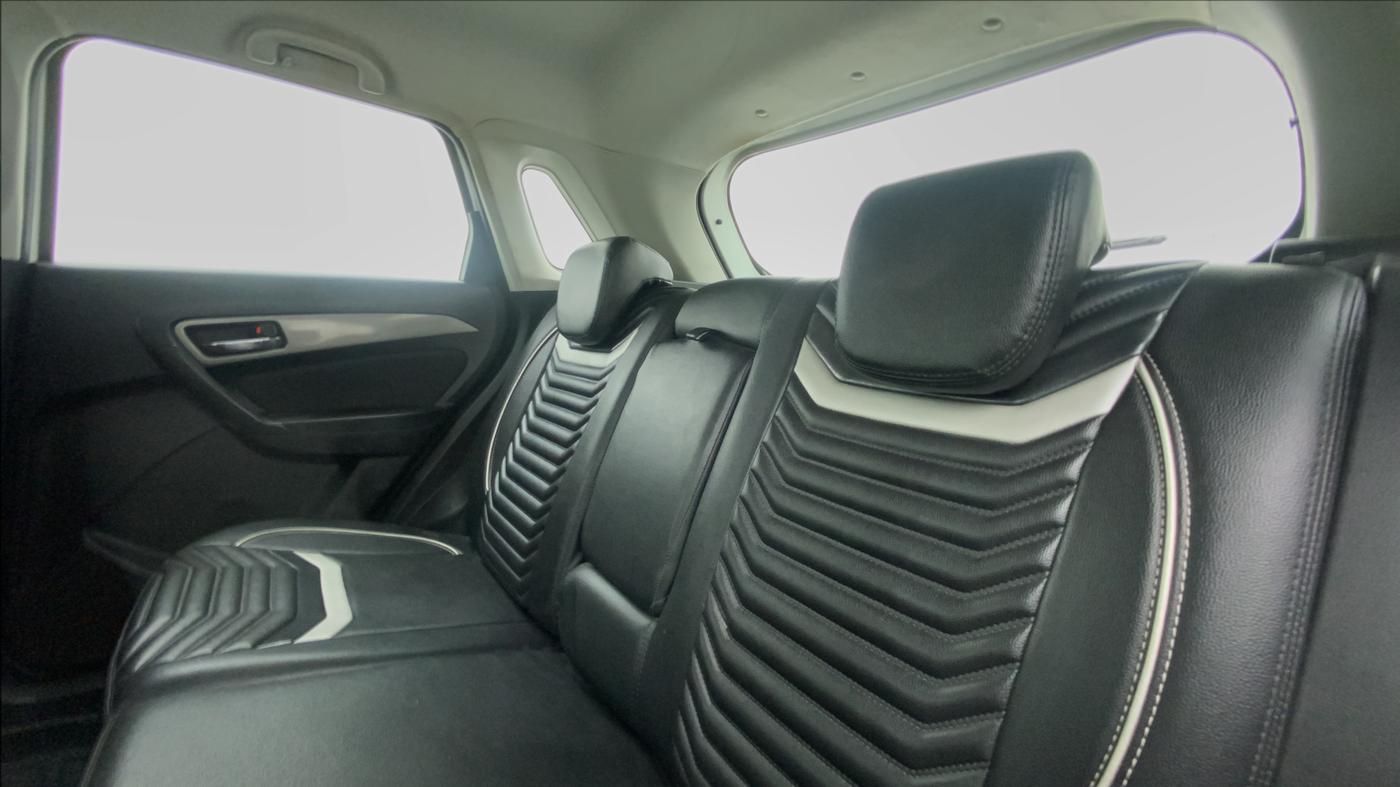 2019 Maruti Vitara Brezza ZDI, Diesel, Manual, 35,881 km, Right Side Rear Door Cabin