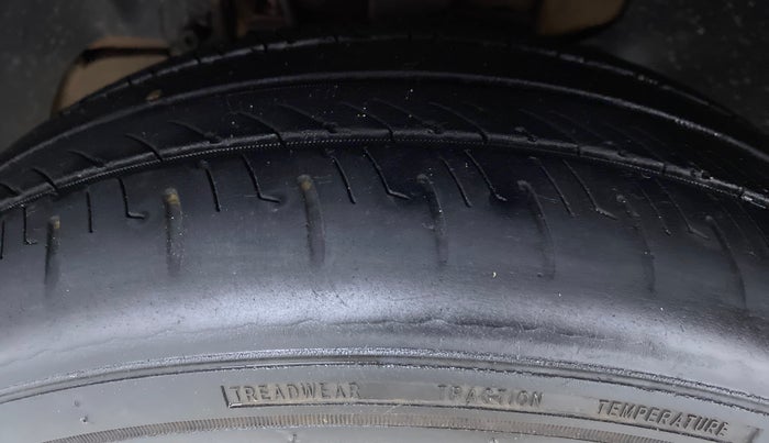 2017 Tata Tiago XZ 1.2 REVOTRON, Petrol, Manual, 90,502 km, Left Front Tyre Tread