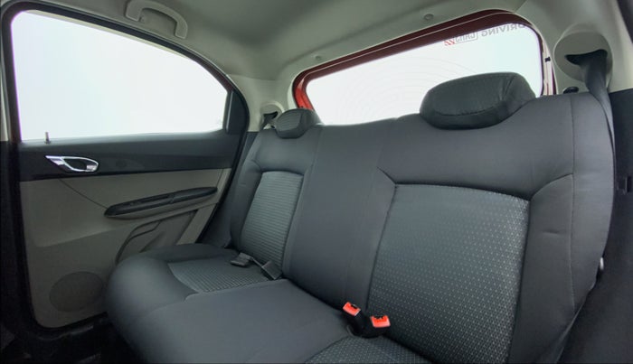 2017 Tata Tiago XZ 1.2 REVOTRON, Petrol, Manual, 90,502 km, Right Side Rear Door Cabin