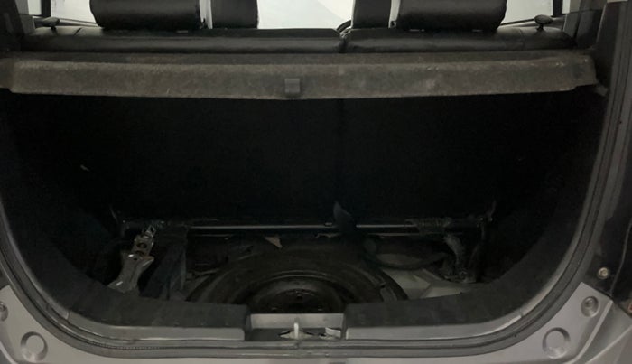 2014 Maruti Wagon R 1.0 VXI, Petrol, Manual, 37,567 km, Boot Inside