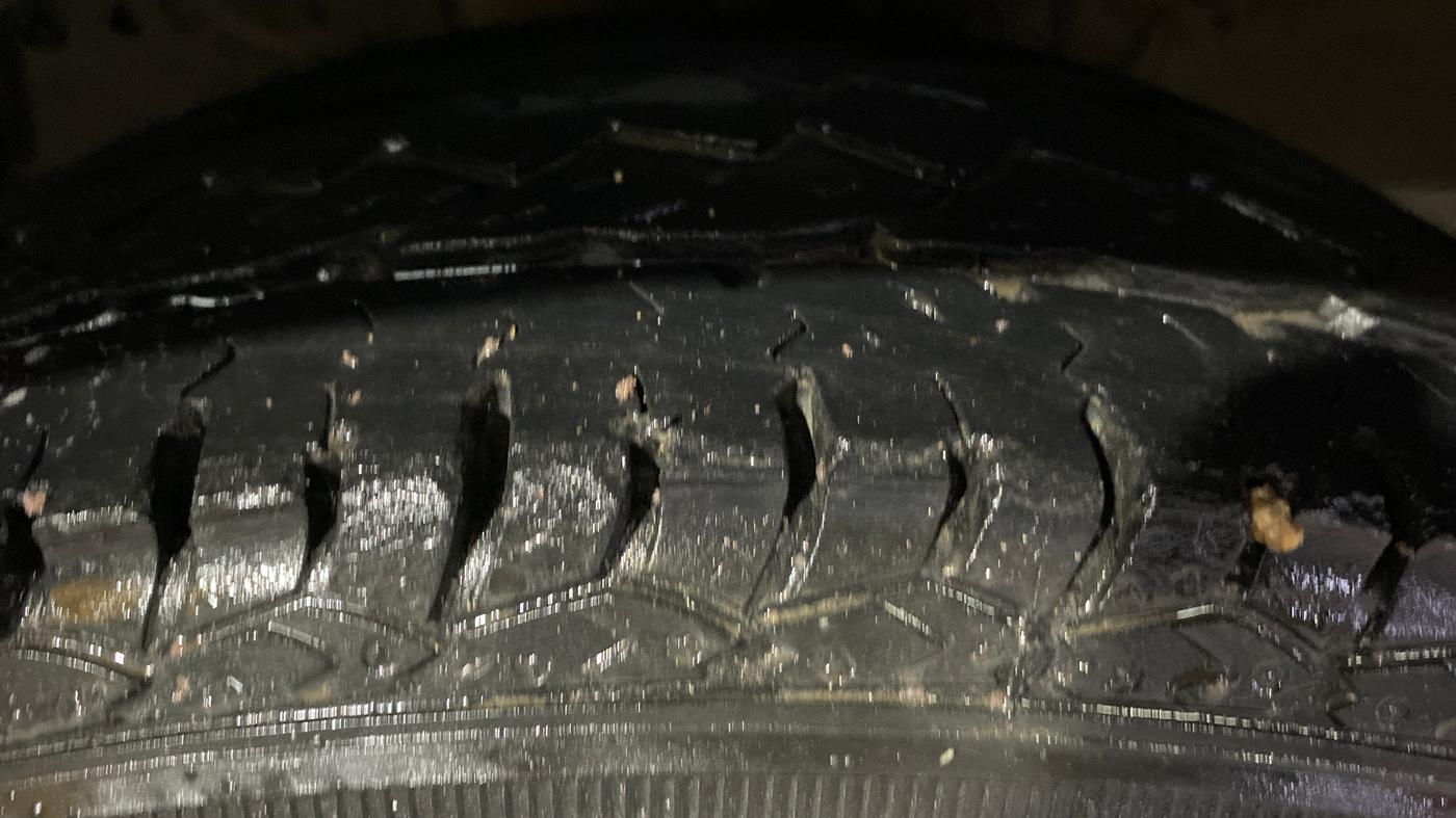 2018 Renault Captur RXL DIESEL, Diesel, Manual, 1,17,188 km, Left Front Tyre Tread