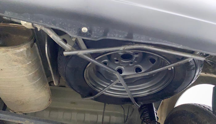 2022 Maruti Eeco 5 STR AC (O), Petrol, Manual, 6,502 km, Spare Tyre