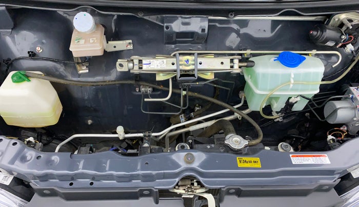 2022 Maruti Eeco 5 STR AC (O), Petrol, Manual, 6,502 km, Open Bonet