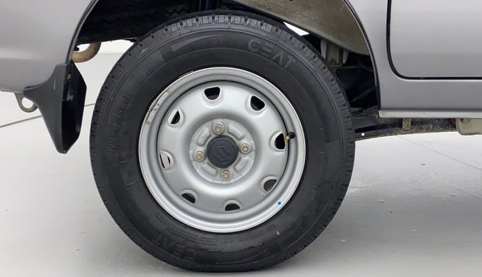 2022 Maruti Eeco 5 STR AC (O), Petrol, Manual, 6,502 km, Right Rear Wheel