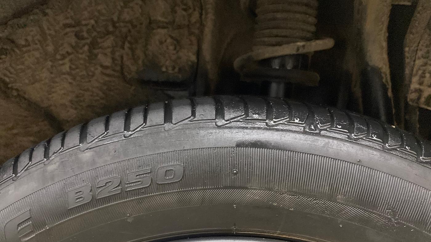 2022 Tata Tiago XZ PLUS PETROL, Petrol, Manual, 45,290 km, Left Rear Tyre Tread