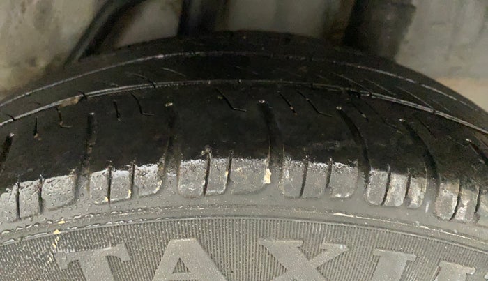 2014 Honda Brio VX MT, Petrol, Manual, 83,184 km, Left Rear Tyre Tread