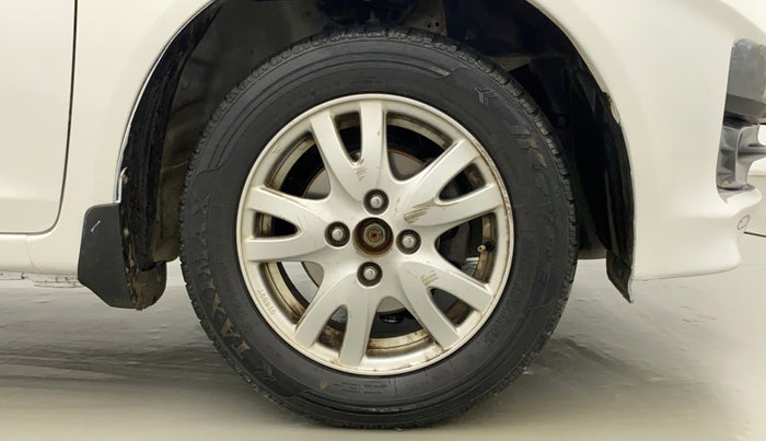 2014 Honda Brio VX MT, Petrol, Manual, 83,184 km, Right Front Wheel