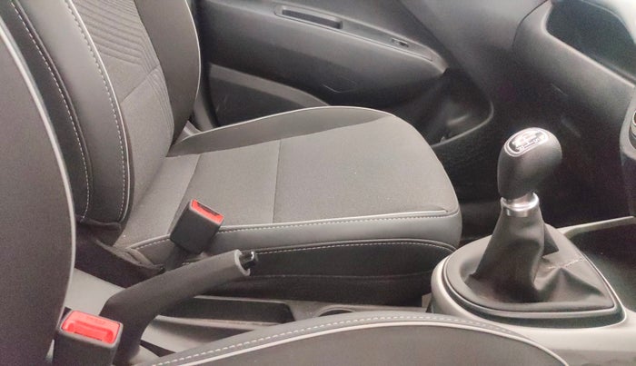 2025 Hyundai EXTER SX 1.2 MT, Petrol, Manual, 3,670 km, Gear Lever