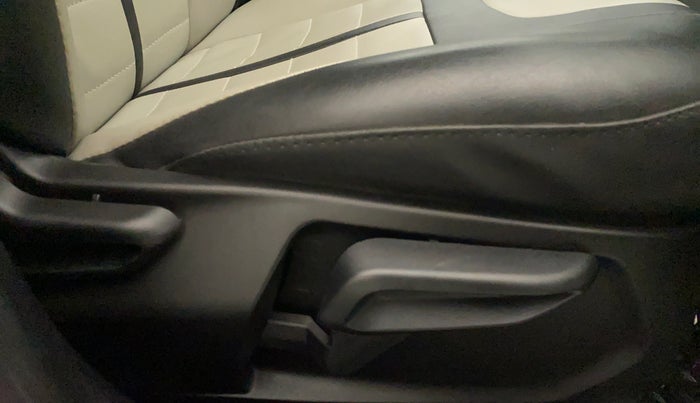 2021 Tata Tiago XZA PLUS PETROL, Petrol, Automatic, 20,798 km, Driver Side Adjustment Panel