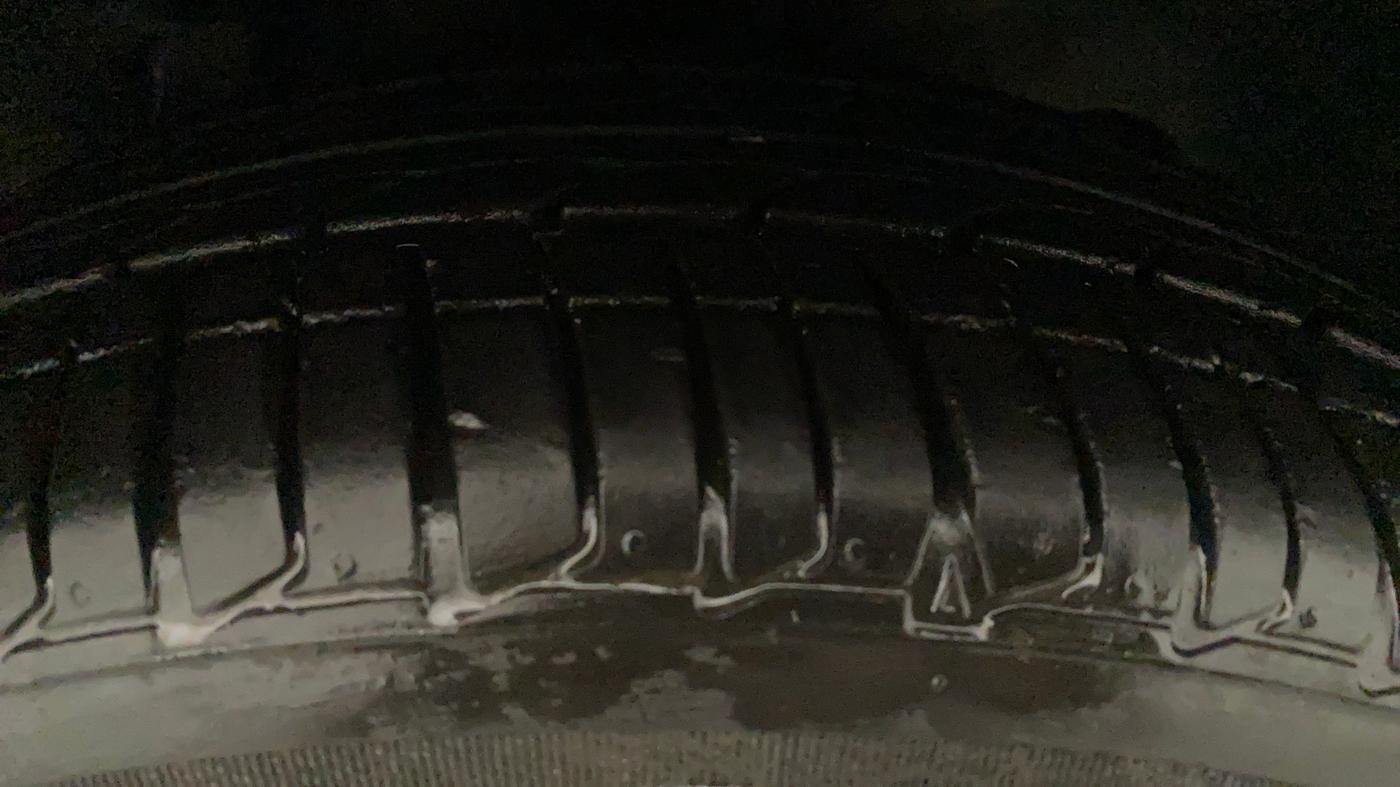 2021 Tata Tiago XZA PLUS PETROL, Petrol, Automatic, 20,798 km, Right Front Tyre Tread
