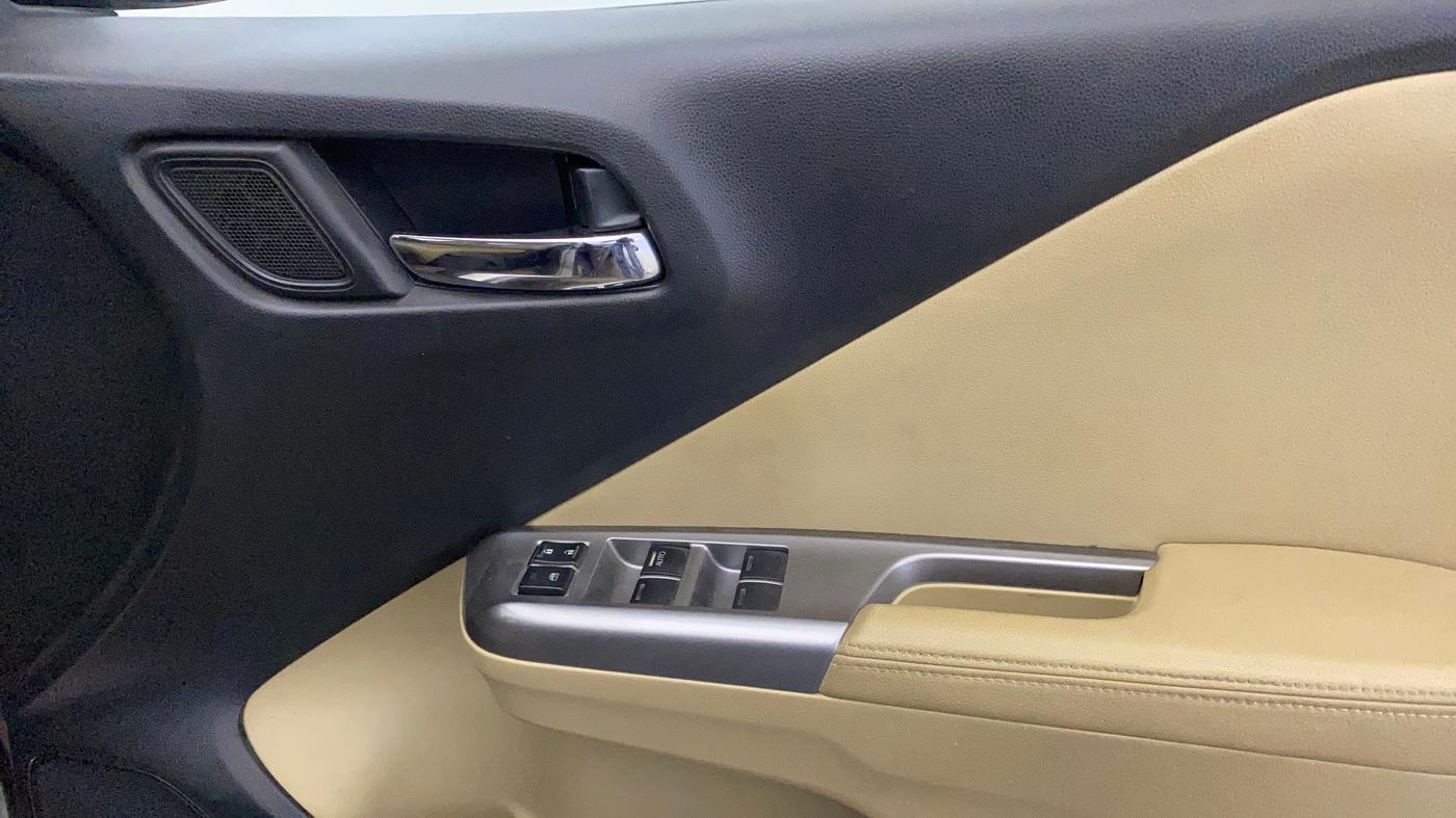 2015 Honda City 1.5L I-VTEC VX CVT, Petrol, Automatic, 92,826 km, Driver Side Door Panels Control