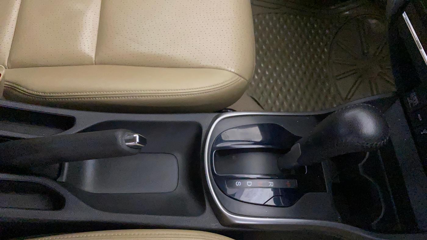 2015 Honda City 1.5L I-VTEC VX CVT, Petrol, Automatic, 92,826 km, Gear Lever