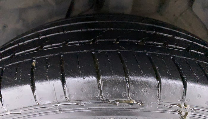 2020 MG HECTOR PLUS SHARP DCT, Petrol, Automatic, 18,504 km, Left Front Tyre Tread