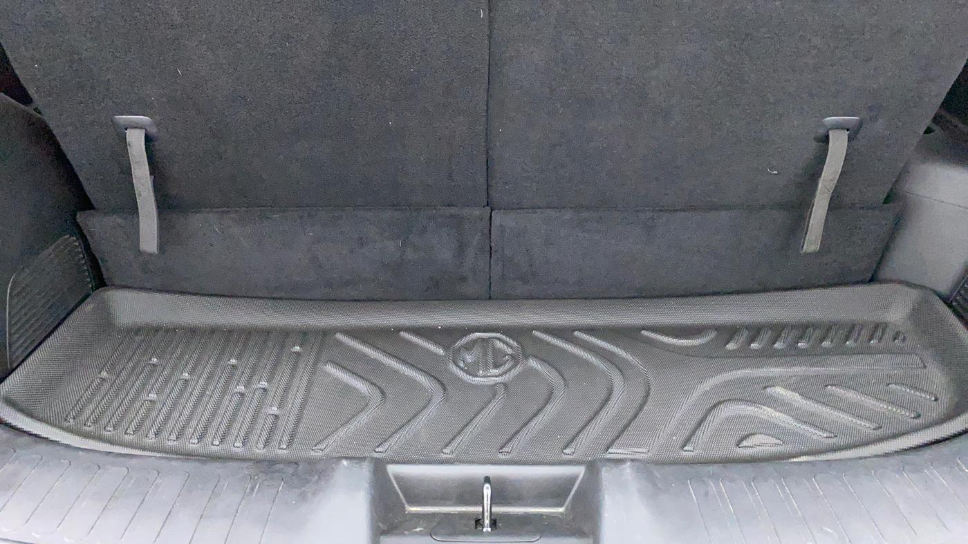 2020 MG HECTOR PLUS SHARP DCT, Petrol, Automatic, 18,504 km, Boot Inside