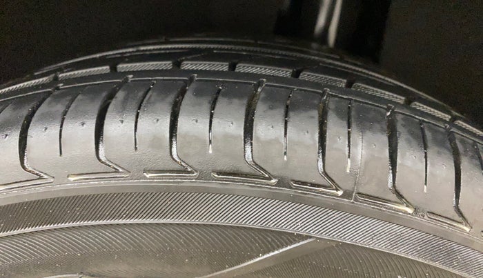 2021 Maruti Baleno ALPHA CVT PETROL 1.2, Petrol, Automatic, 44,244 km, Left Rear Tyre Tread