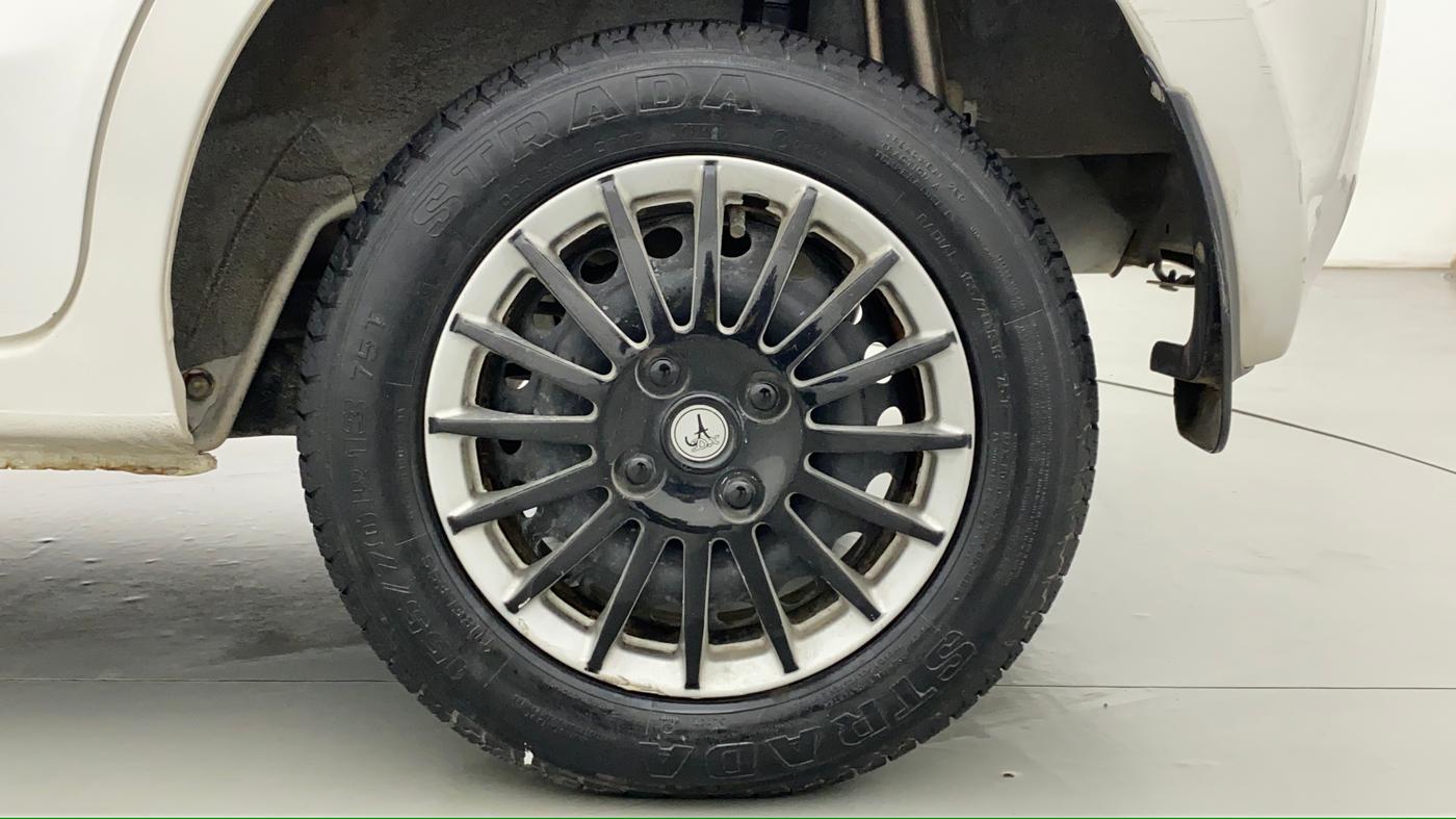2014 Datsun Go T, Petrol, Manual, 22,272 km, Left Rear Wheel