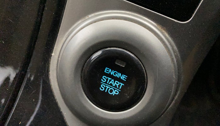 2019 Mahindra XUV500 W11 AT, Diesel, Automatic, 93,553 km, Keyless Start/ Stop Button