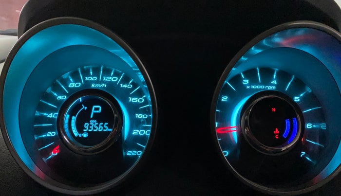 2019 Mahindra XUV500 W11 AT, Diesel, Automatic, 93,553 km, Odometer Image