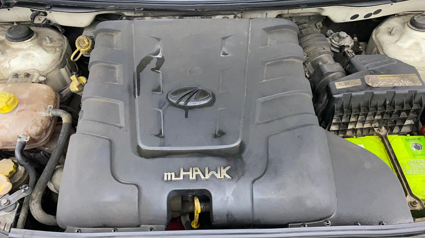 2019 Mahindra XUV500 W11 AT, Diesel, Automatic, 93,137 km, Engine View