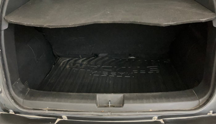 2021 Nissan MAGNITE XE, Petrol, Manual, 66,131 km, Boot Inside