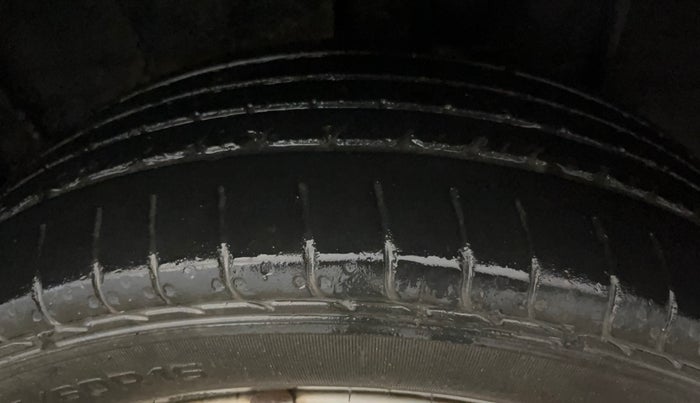 2021 Nissan MAGNITE XE, Petrol, Manual, 66,131 km, Left Rear Tyre Tread