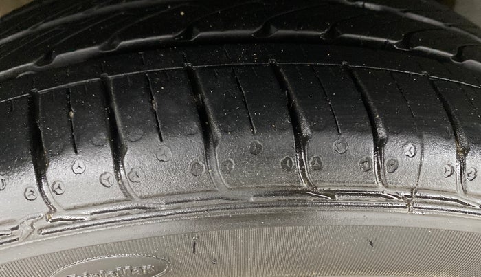 2021 Tata TIGOR XZA PLUS PETROL, Petrol, Automatic, 1,13,281 km, Right Rear Tyre Tread