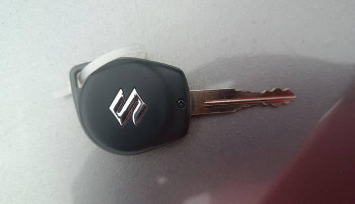 2014 Maruti Swift Dzire VXI, Petrol, Manual, 91,003 km, Key Close Up