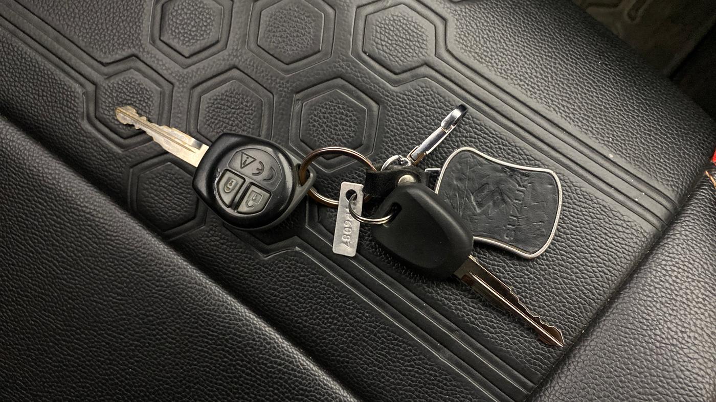 2022 Maruti Alto K10 VXI PLUS, Petrol, Manual, 37,164 km, Key Close Up