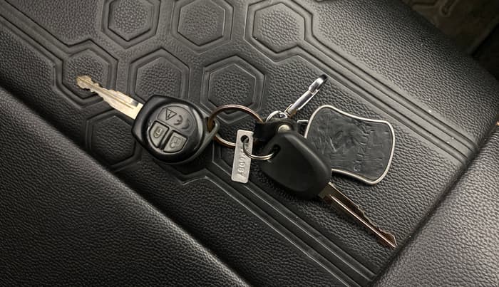 2022 Maruti Alto K10 VXI PLUS, Petrol, Manual, 37,164 km, Key Close Up