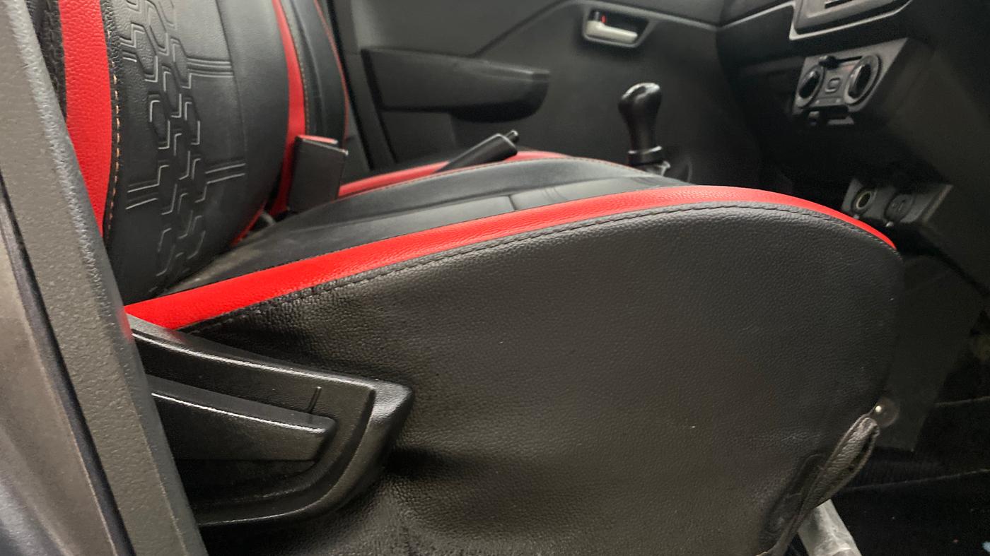 2022 Maruti Alto K10 VXI PLUS, Petrol, Manual, 37,164 km, Driver Side Adjustment Panel