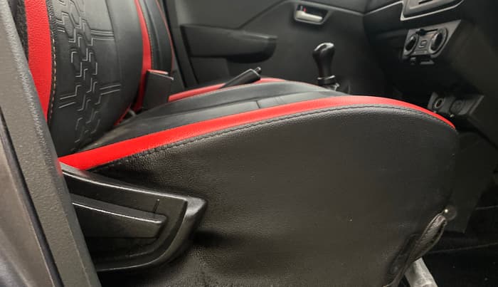 2022 Maruti Alto K10 VXI PLUS, Petrol, Manual, 37,164 km, Driver Side Adjustment Panel
