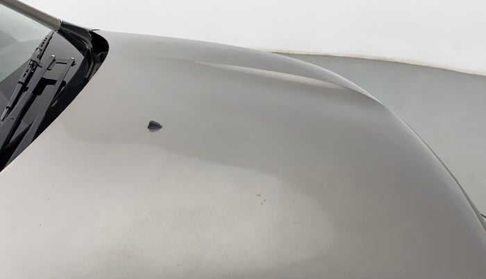 2016 Renault Kwid 1.0 RXT, Petrol, Manual, 44,456 km, Bonnet (hood) - Slightly dented